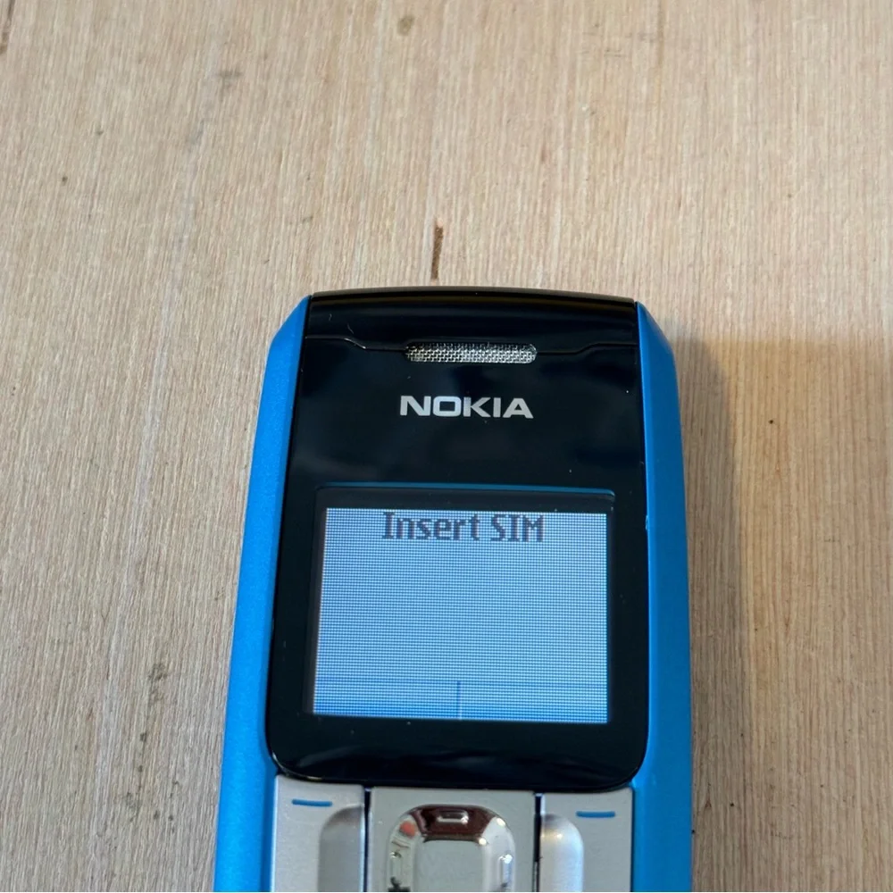 Nokia Mobile Phone Model:2310 Blue Turns On-No Charger “UNTESTED”Read Info Blw!
